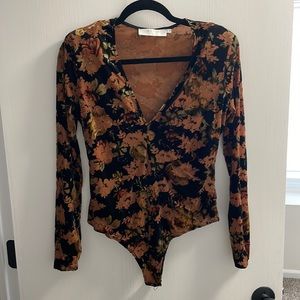 ASTR the label velvet body suit